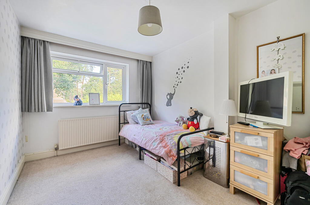 1347591-15-68bef1...