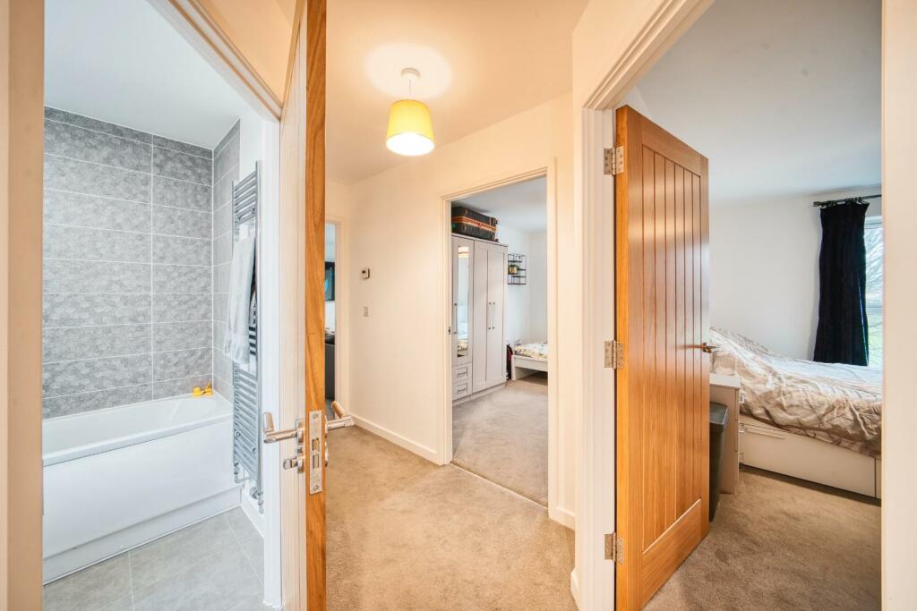 10 Strawberry drive - Mark Templer X PhotoCB 4.jpe