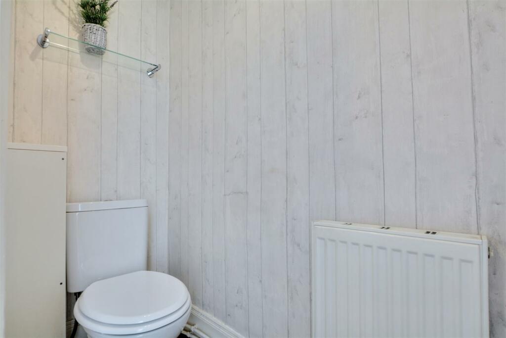 Ground Floor WC.jpeg