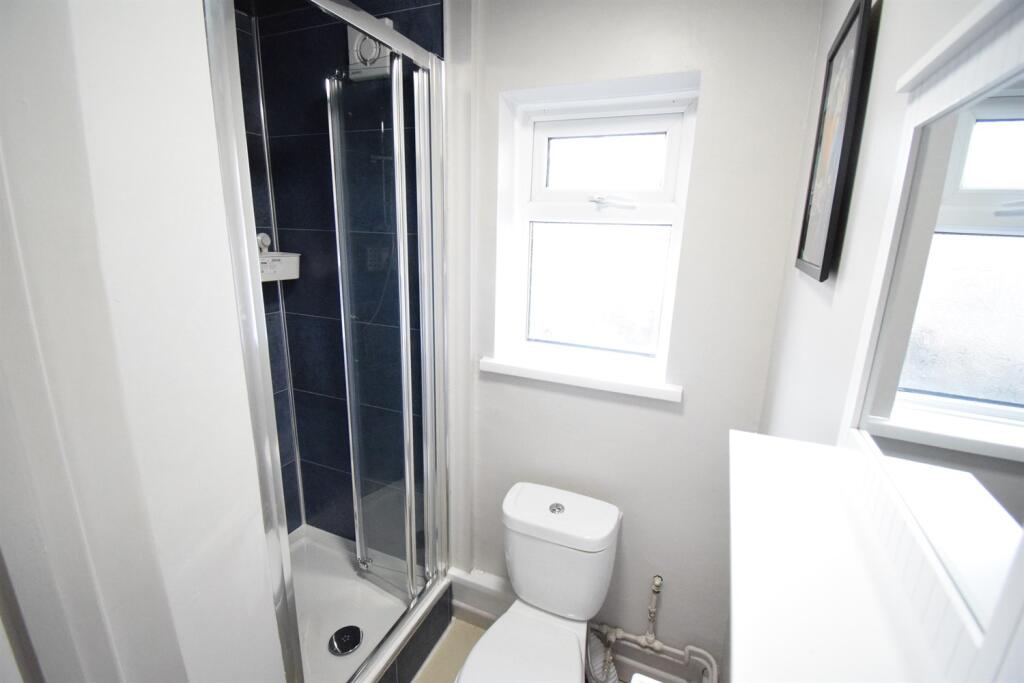 shower+room