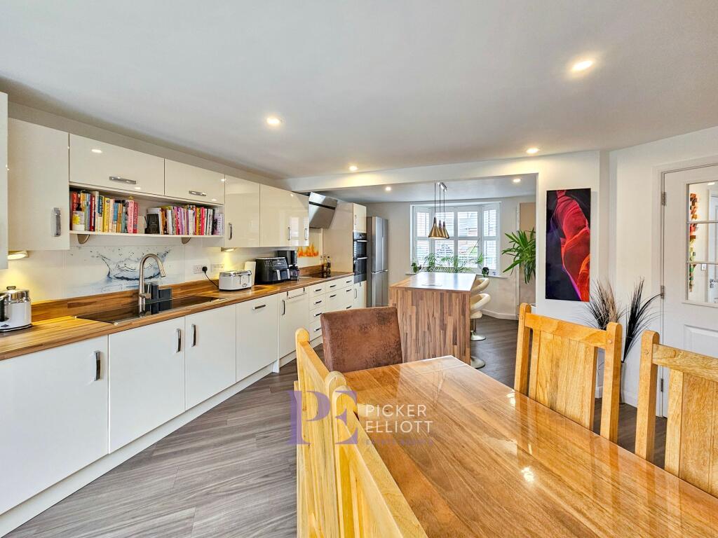 Kitchen / Diner