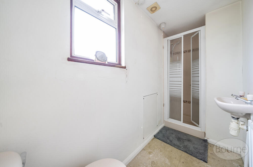 ae3037ea-74ac-49b...