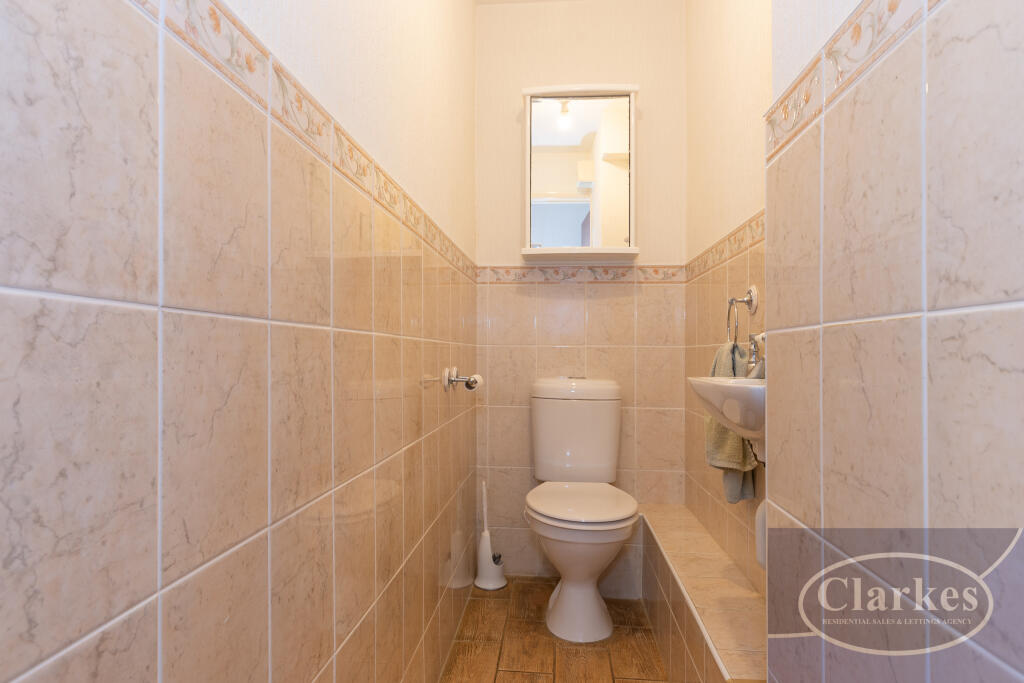 FC_045_FLAT 7 KILBRIDE_43 LINDSAY RD_020