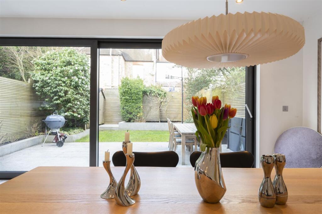 27 Southdown Road,15.jpg