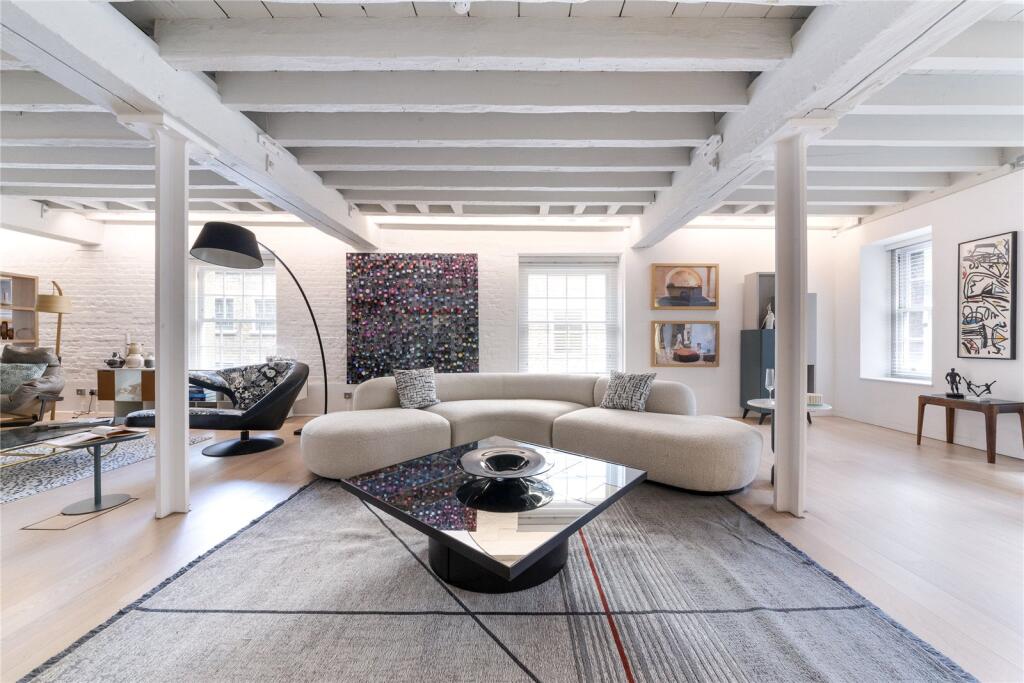 Kitchen/Reception