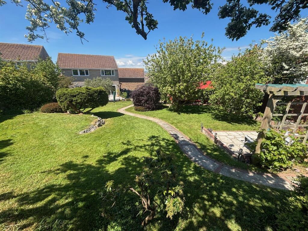 Garden 15.jpg