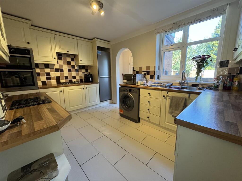 IMG_8833 (Large).JPG