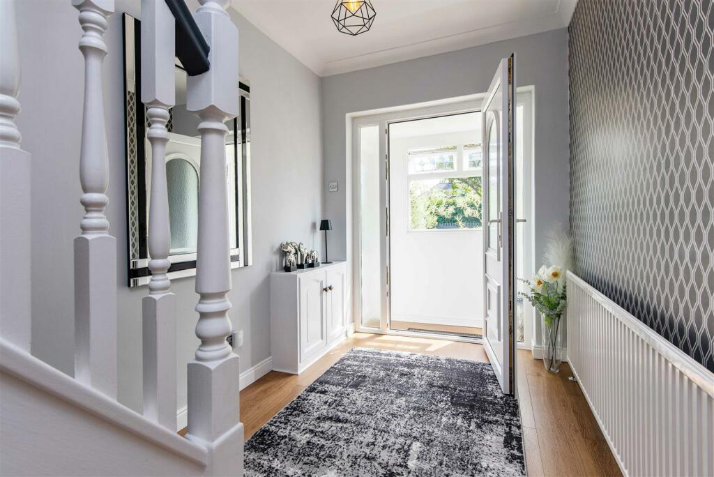 186 ruddingtonlane-low-11.jpg