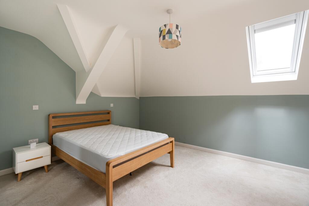 36 Wooldridge Court-07316