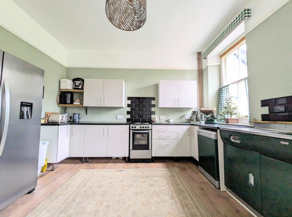 PXL_20241213_121820032.MP~2