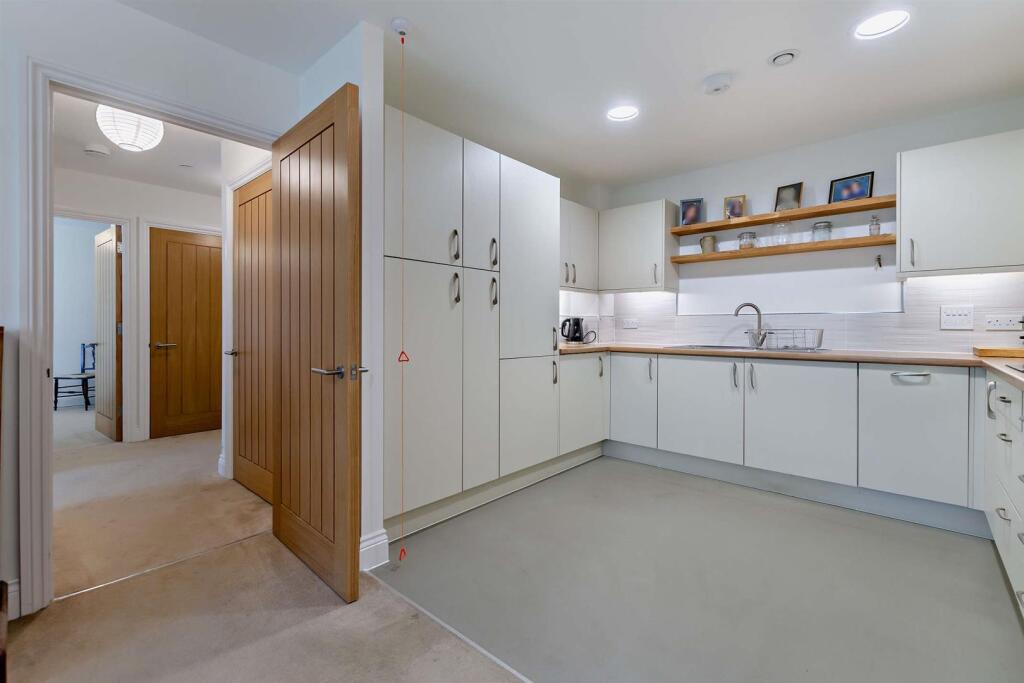 8634115-interior10-800.jpg