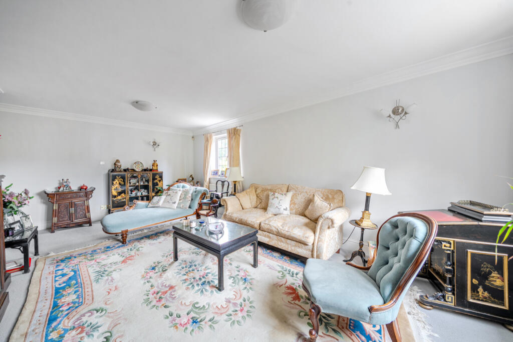 1361990-12-68de47...