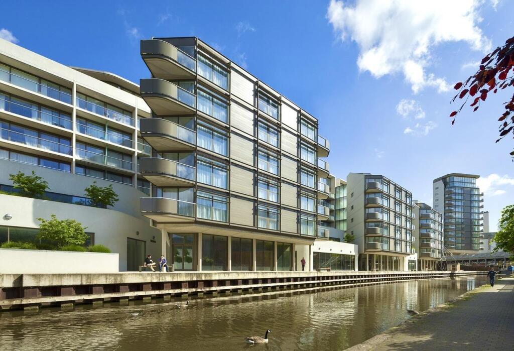APT 513 Nottingham One Canal Street Nottingham NG1