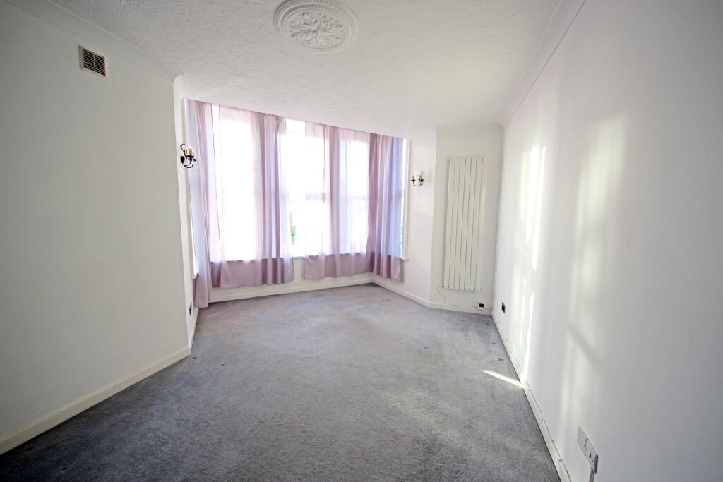 lounge 1