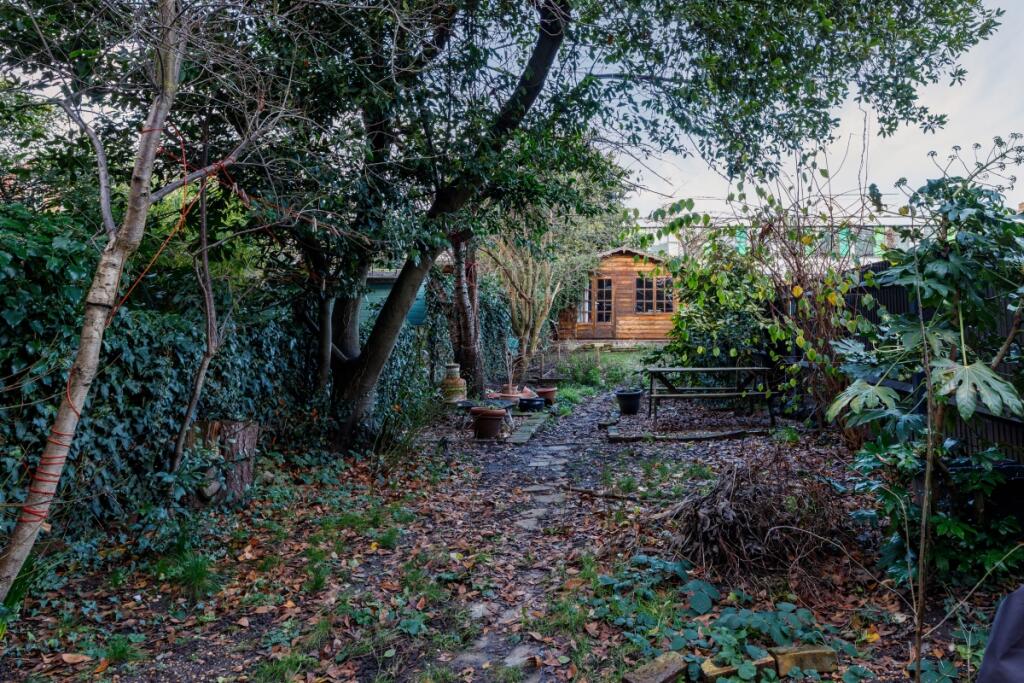 Mildmay Road 134a...