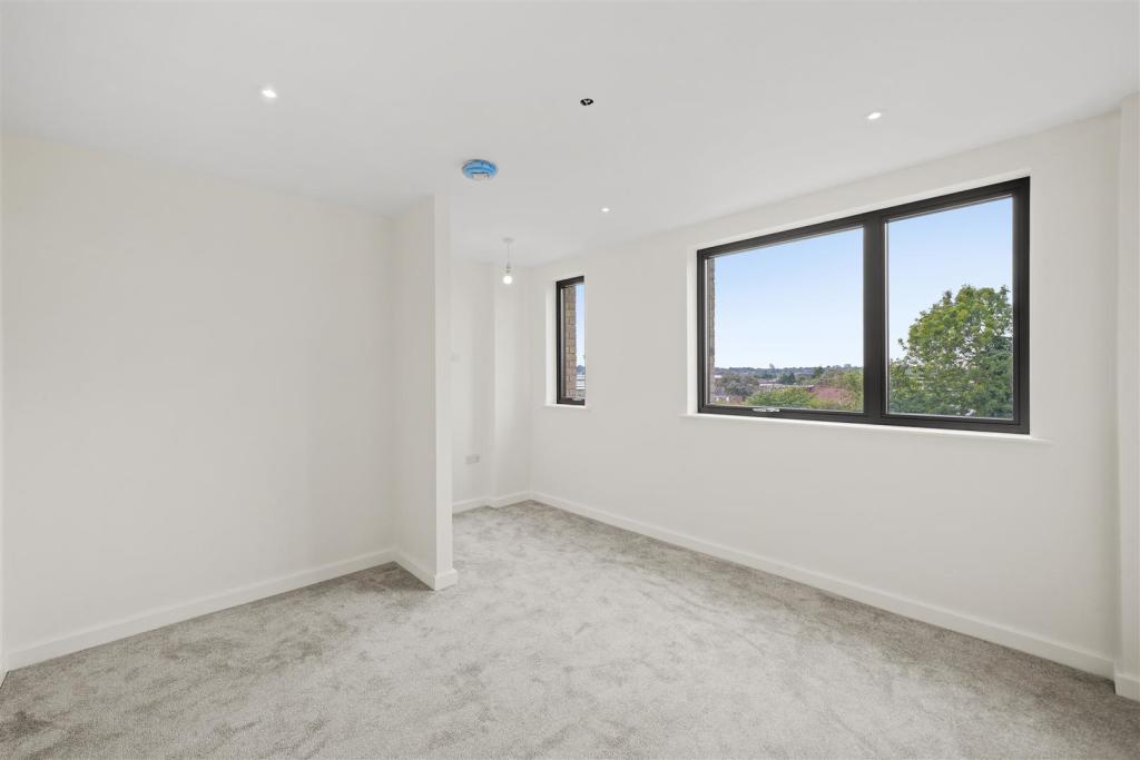 Flat 9, 1 Bridgehill Close, Alperton - 4r16BNgcuaf