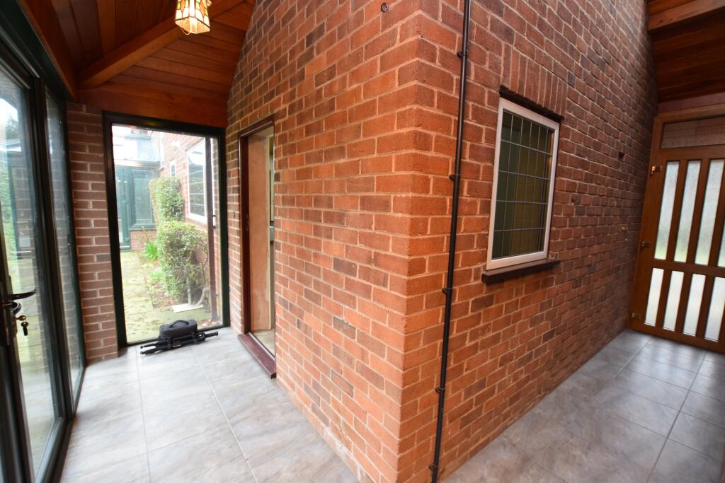 side and rear hallway