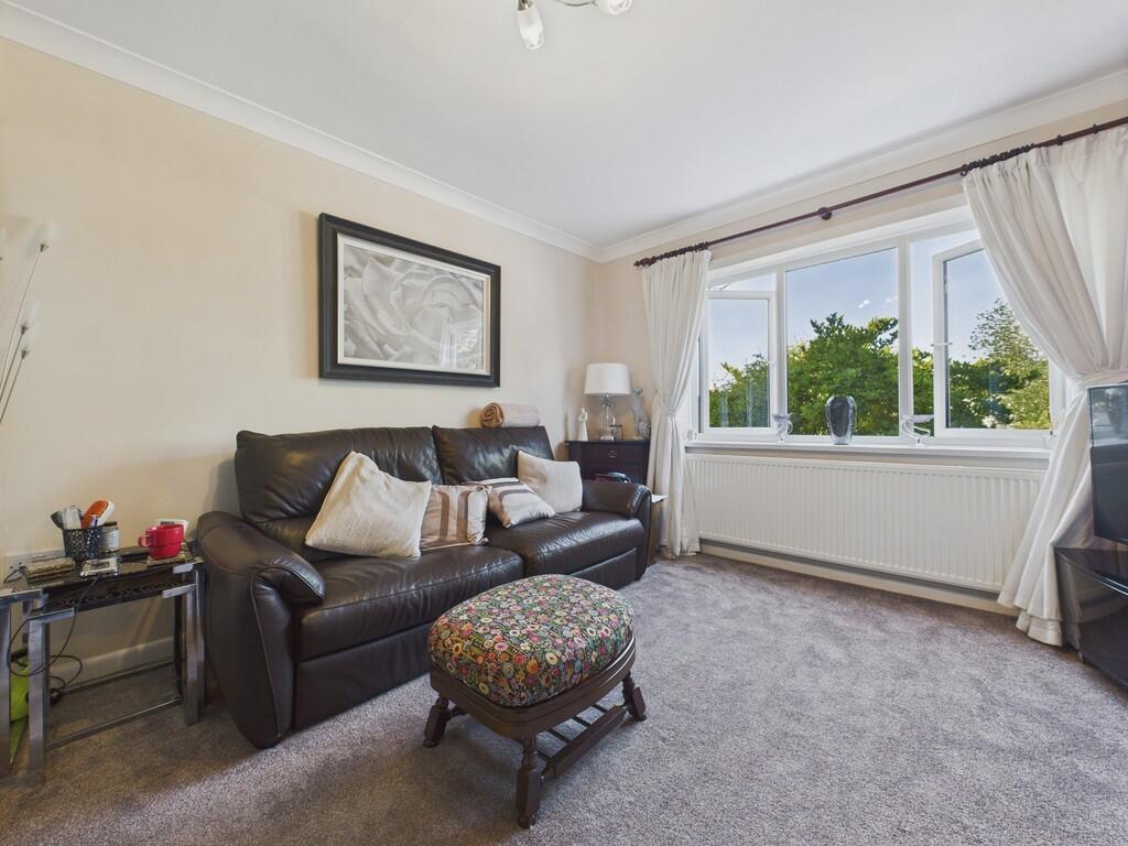 CAM04273G0-PR0154...