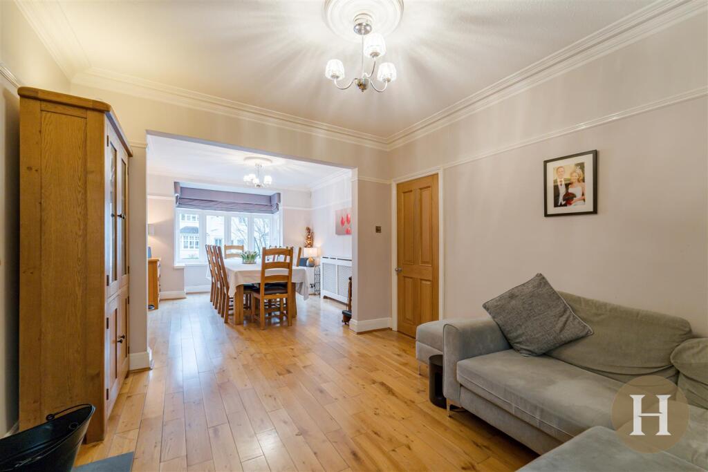 Hadleigh Estate Agents-3.jpg