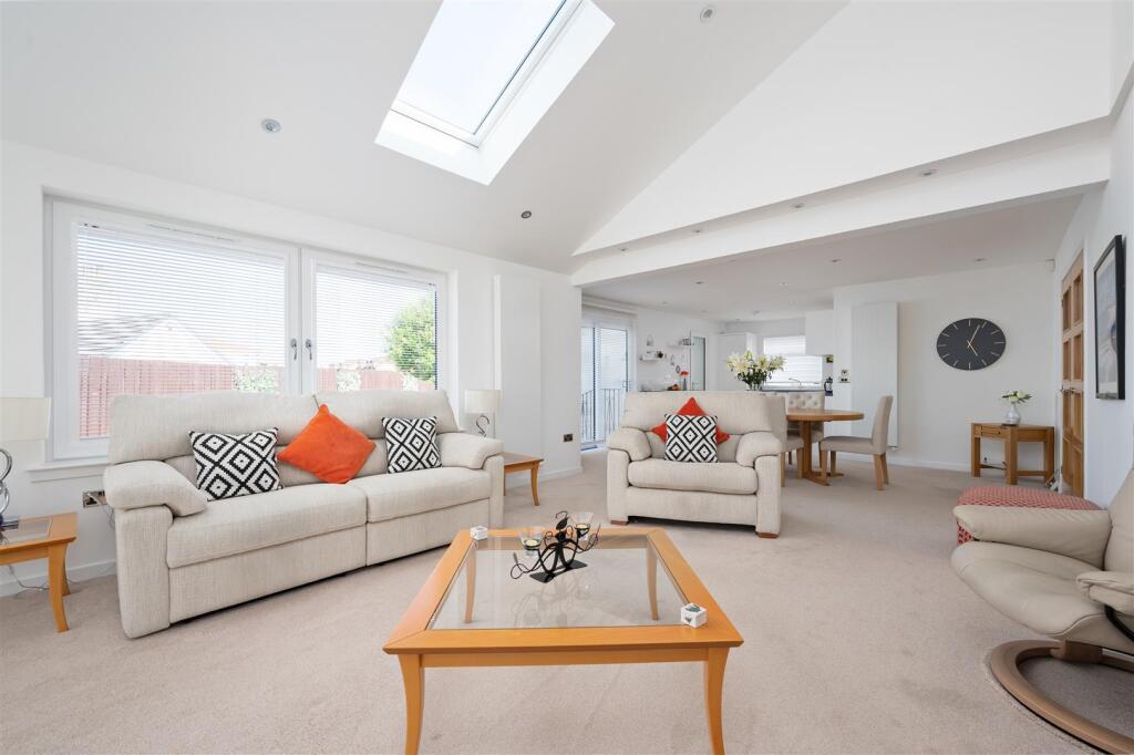 8GlenMoristonDrive021.JPG