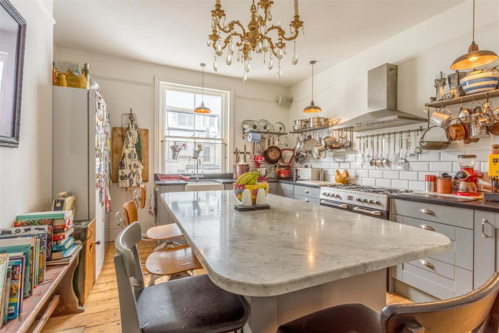17 Denmark Terrace-21.jpg