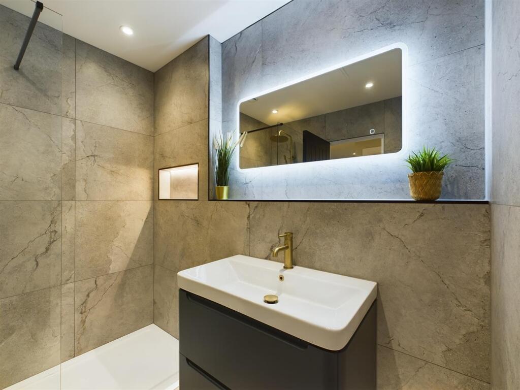 Bathroom 3