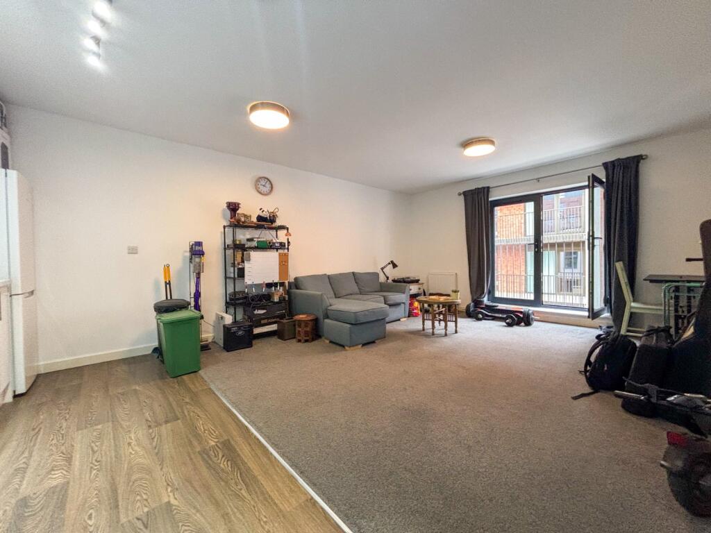 Kitchen/Reception