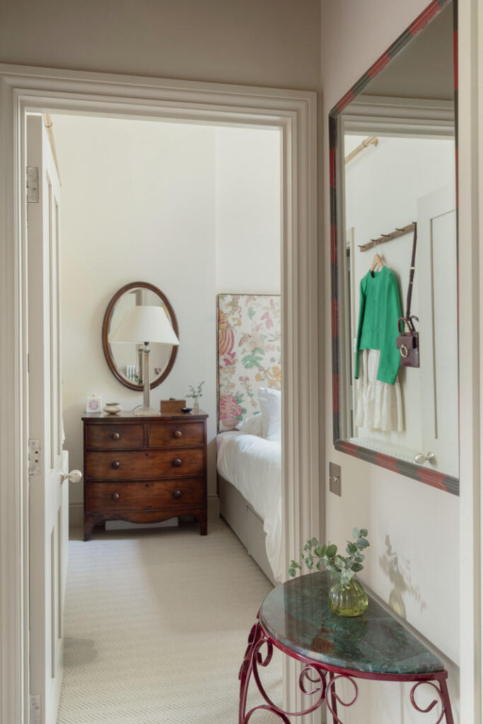 305519 - CONNOUGHT-HOUSE-36.jpg