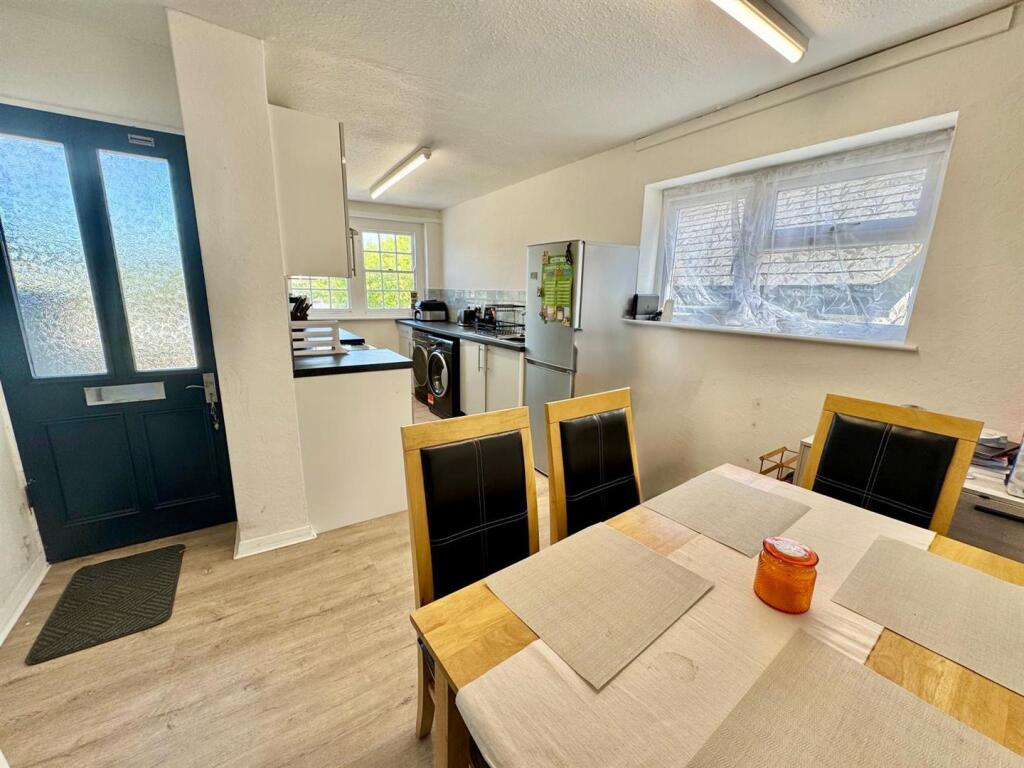 PHOTO-2025-05-09-05-40-50 (3).jpg