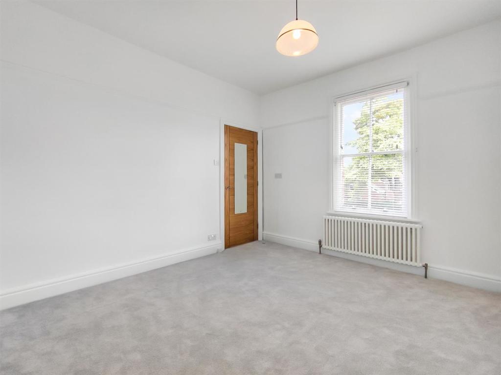 Bedroom 1 Aspect 2
