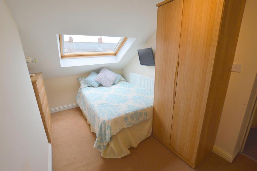 37 Meldon Terrace Blue Bedroom.jpg
