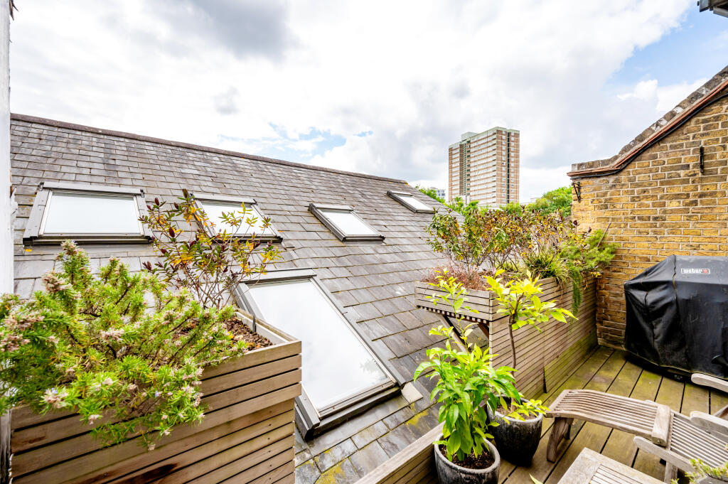 7 Old Library Apartments (25).jpg