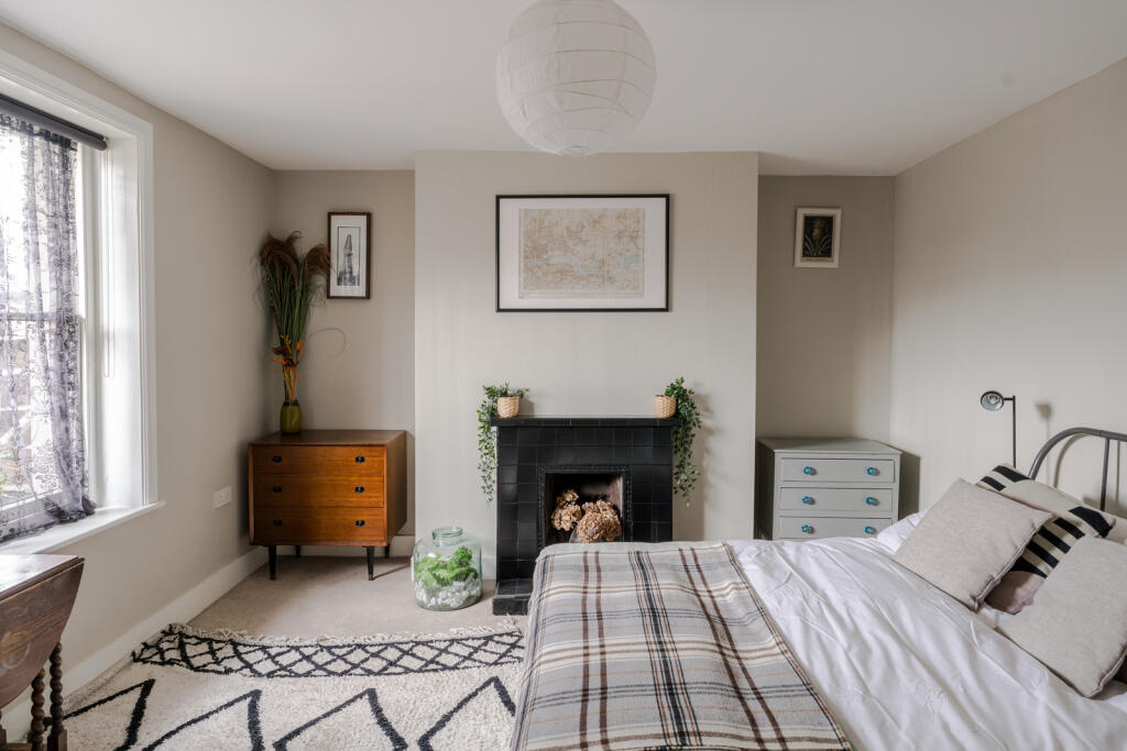 249326 - 34 Spencer Square-46.jpg