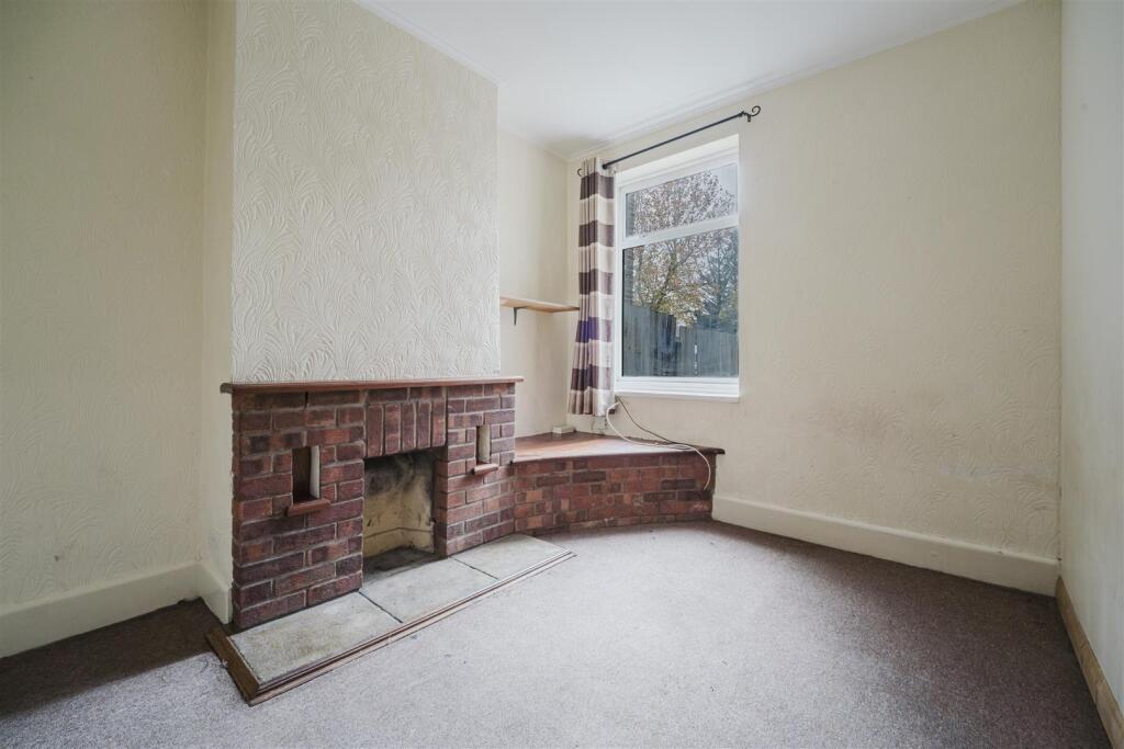 170 Framfield Recp 2.jpg