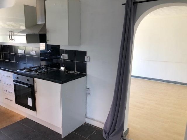 Kitchen3.jpg