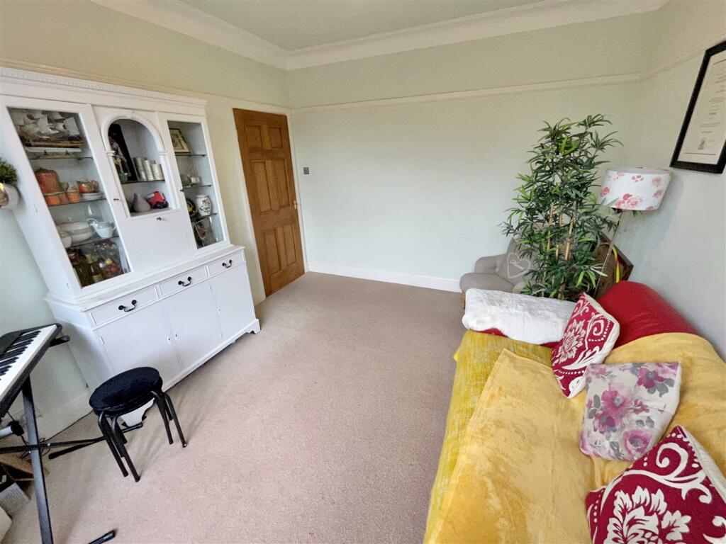 Sitting Room Aspect 3