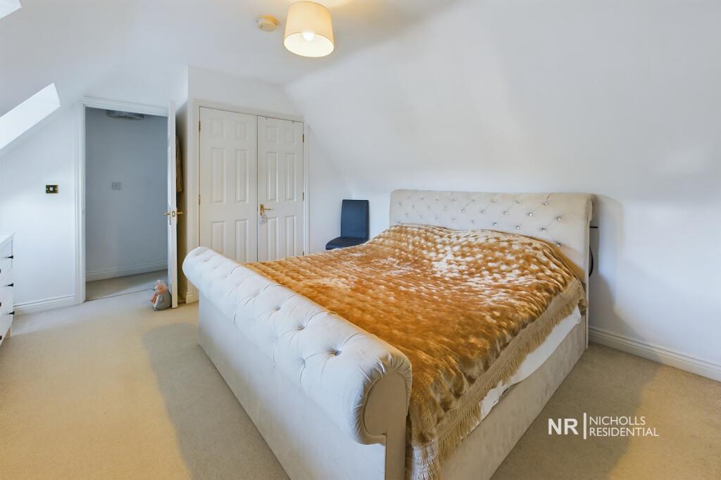 Bedroom Extra Photo 1