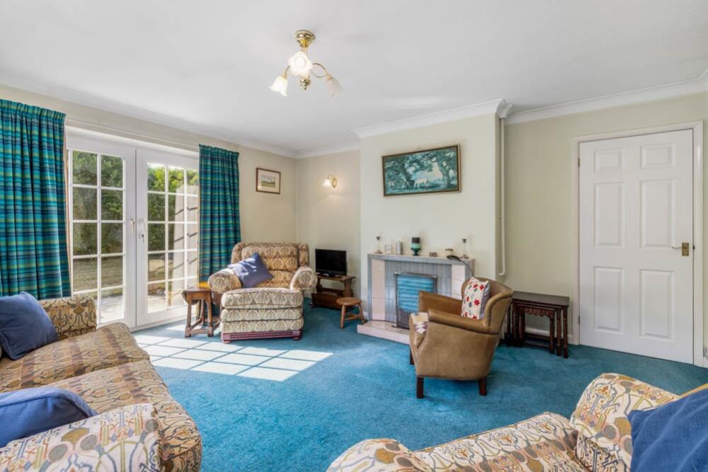 25 Bow Gate (Gosberton)-16