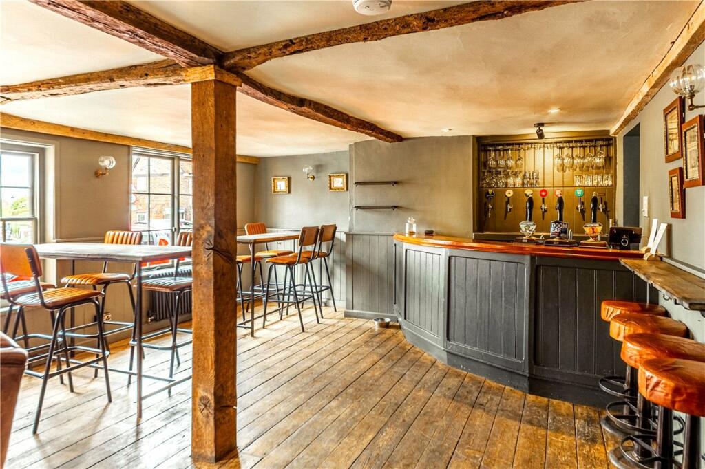 Main Bar