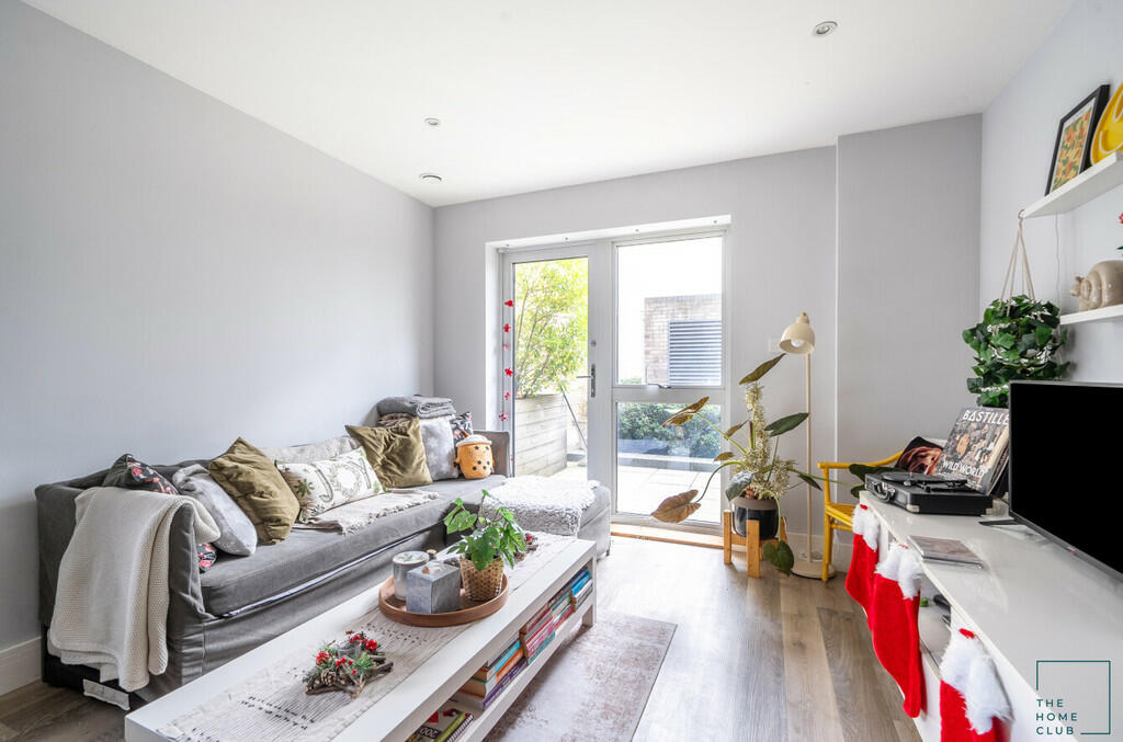 ff5f2682-d89b-4c7...