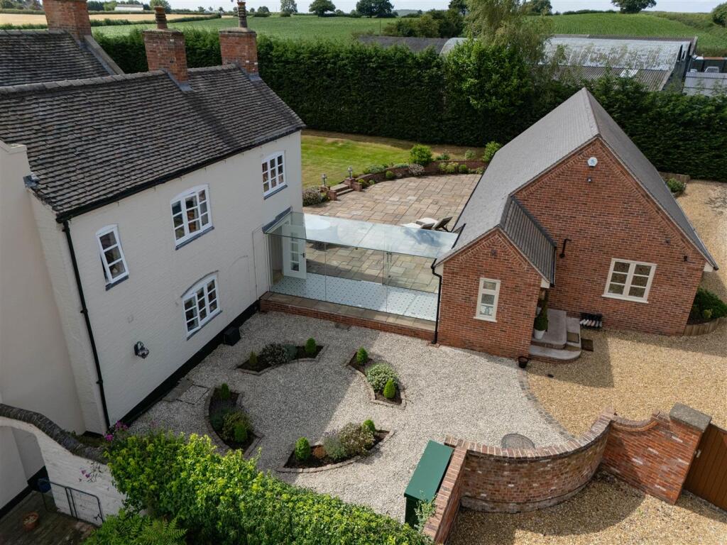 Hammerwhich Place Farm Drone-8.jpg