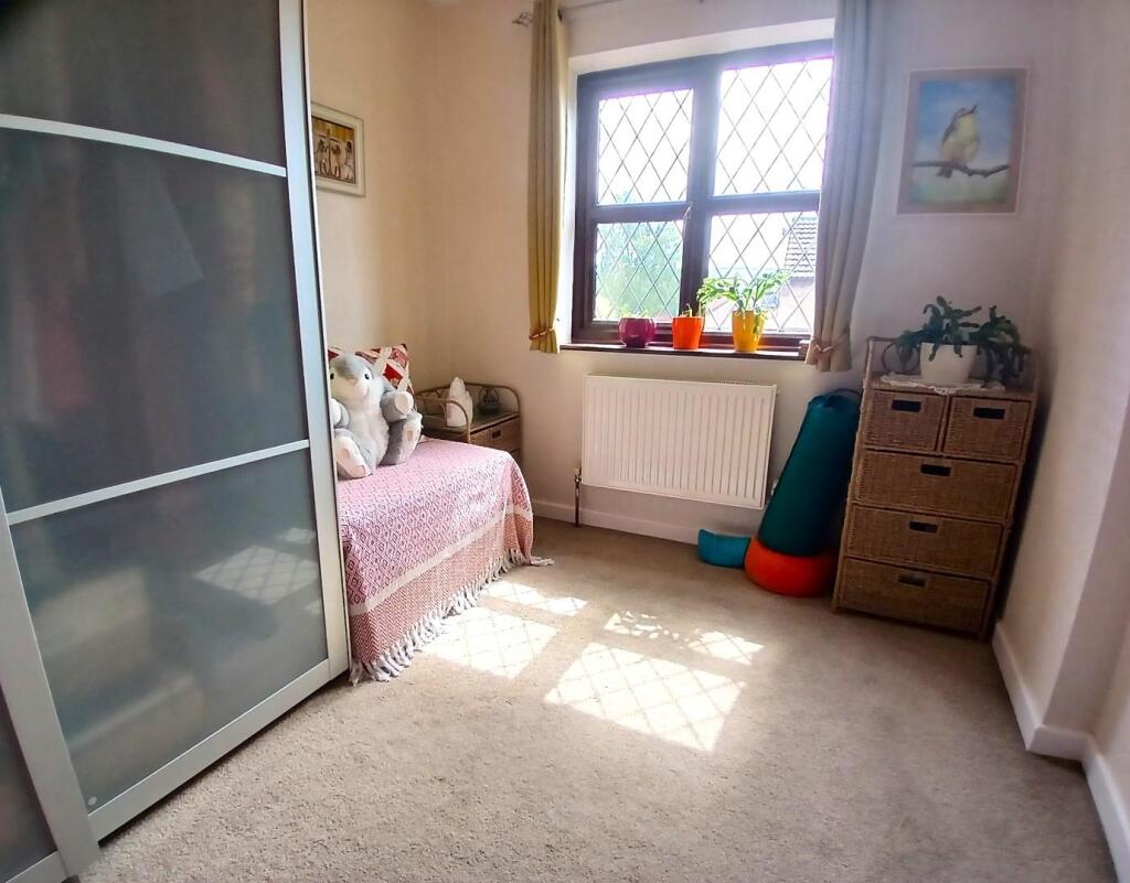 Bed 3.jpg