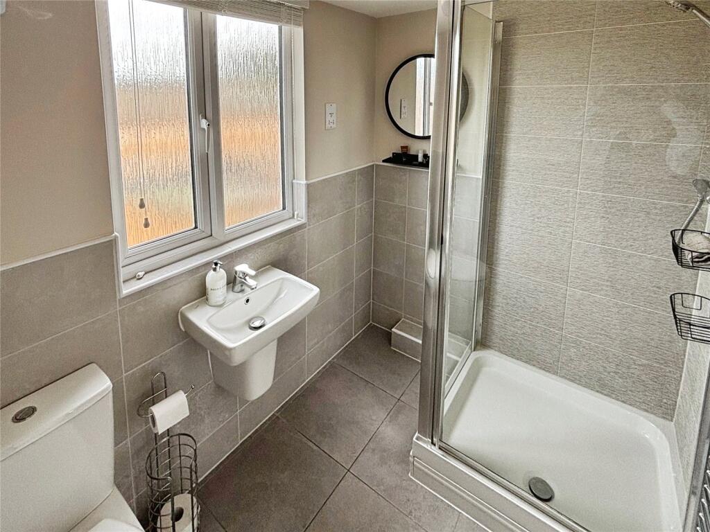 2nd Floor Shower