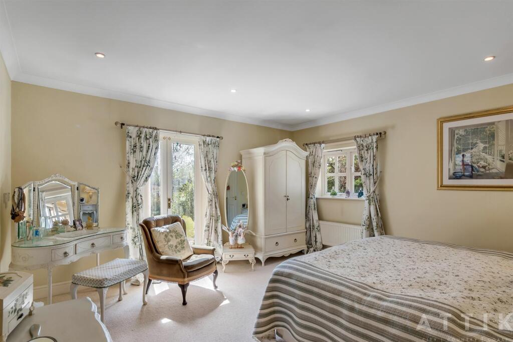 2 Hanbury Close, Halesworth IP19 8DG (25).jpg