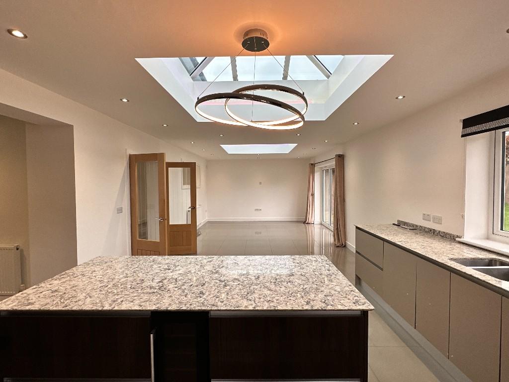Kitchen/dining area 