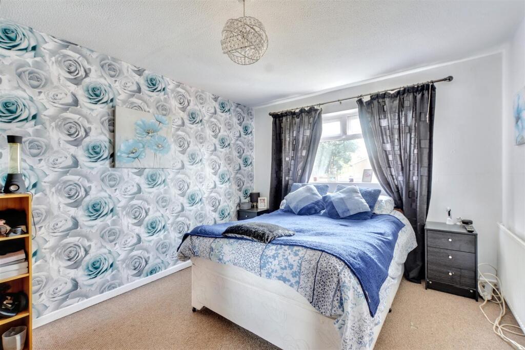 Bedroom One_1.jpeg