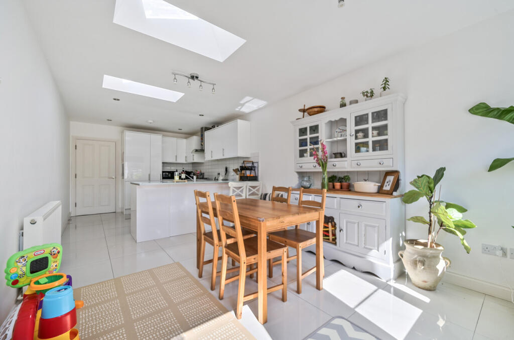 1323731-13-687774...