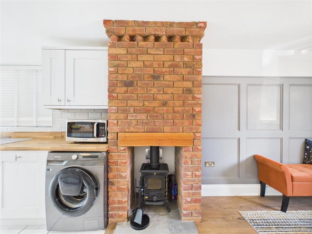 KITCHEN WITH DINING AREA