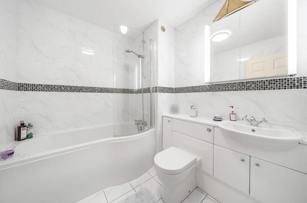 Ensuite Bathroom