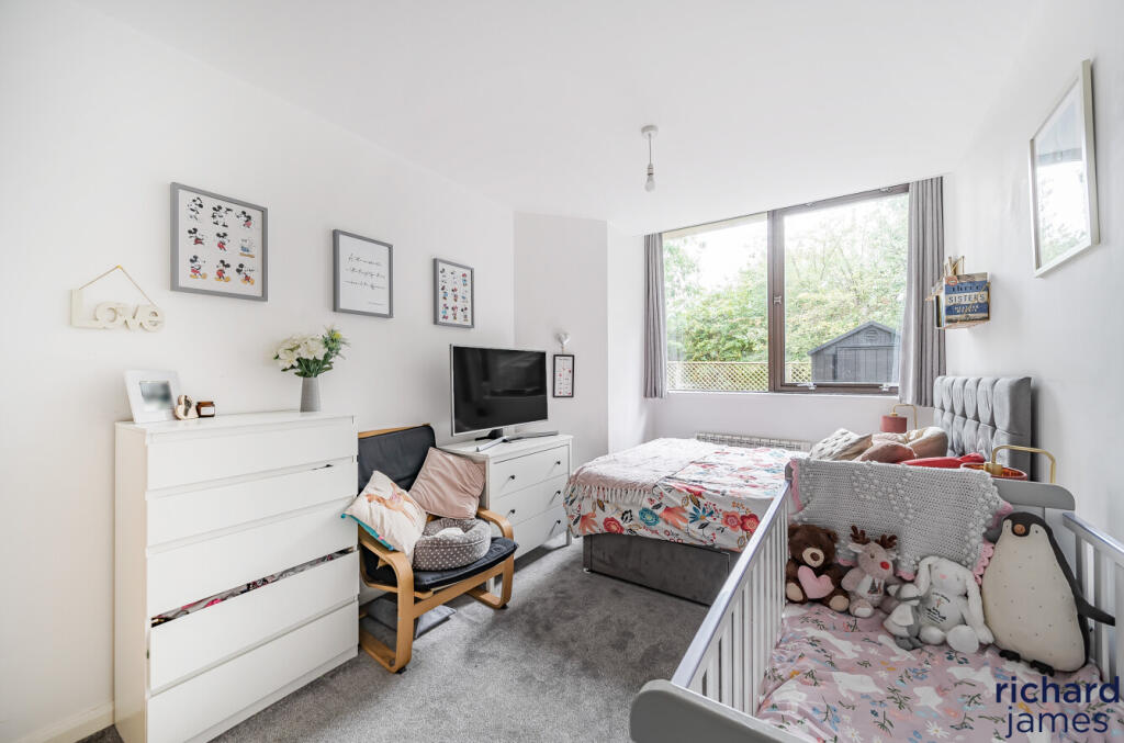 c5f06c23-9774-4ef...